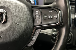 valkoinen Dodge RAM 2022 kuva 15.