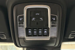 musta Dodge RAM 2023 kuva 23.