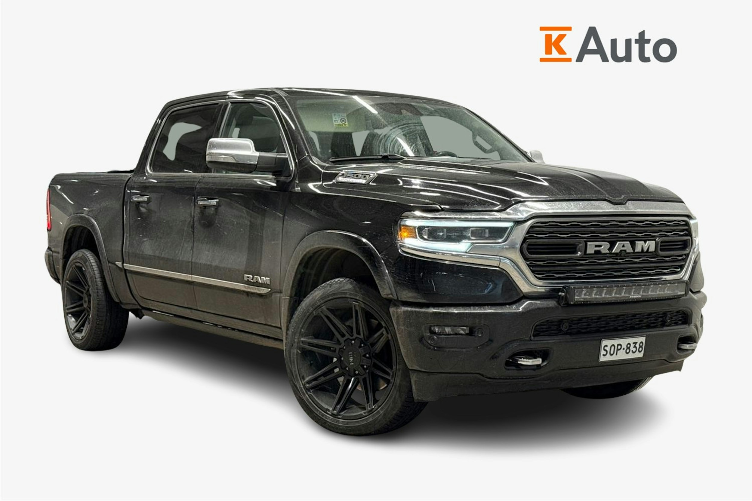 musta Dodge RAM 2023 kuva 1.