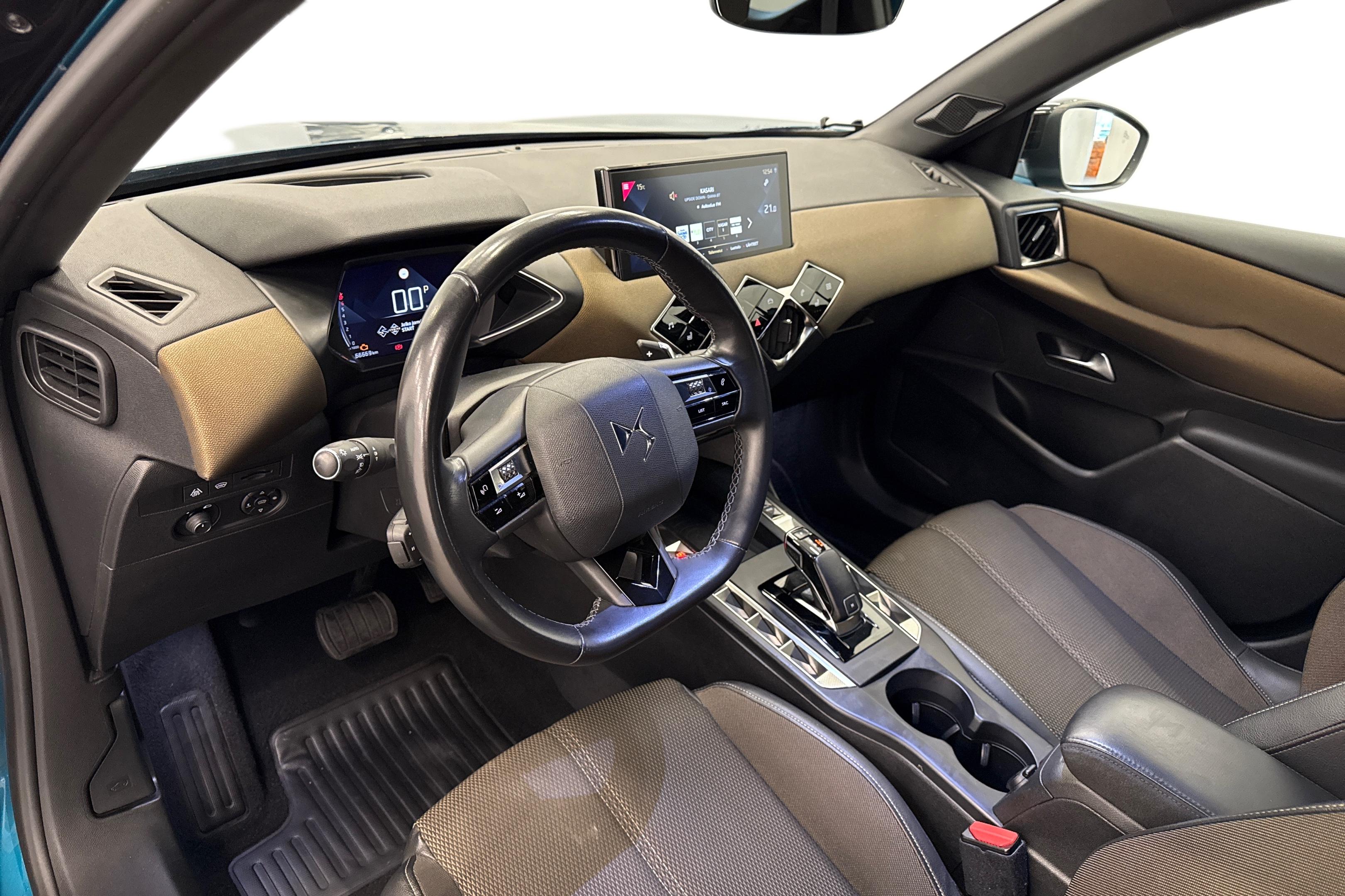 DS 3 PureTech 155 Grand Chic Automaatti 2019, kuva 6/18