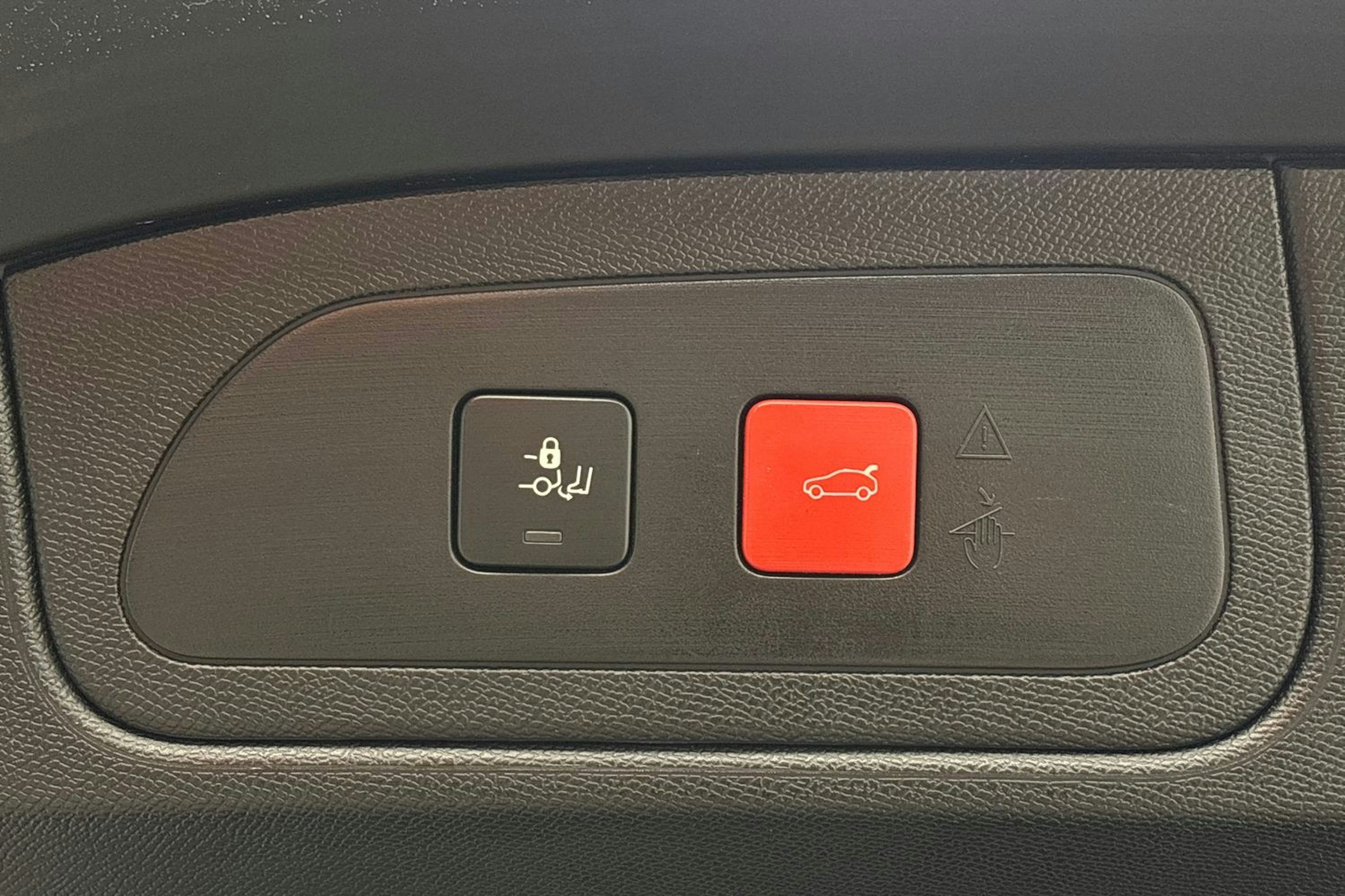 met. musta DS 7 Crossback 2020 kuva 31.