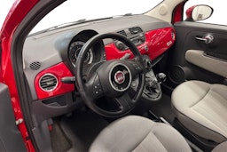 Punainen Fiat 500 2008 kuva 9.