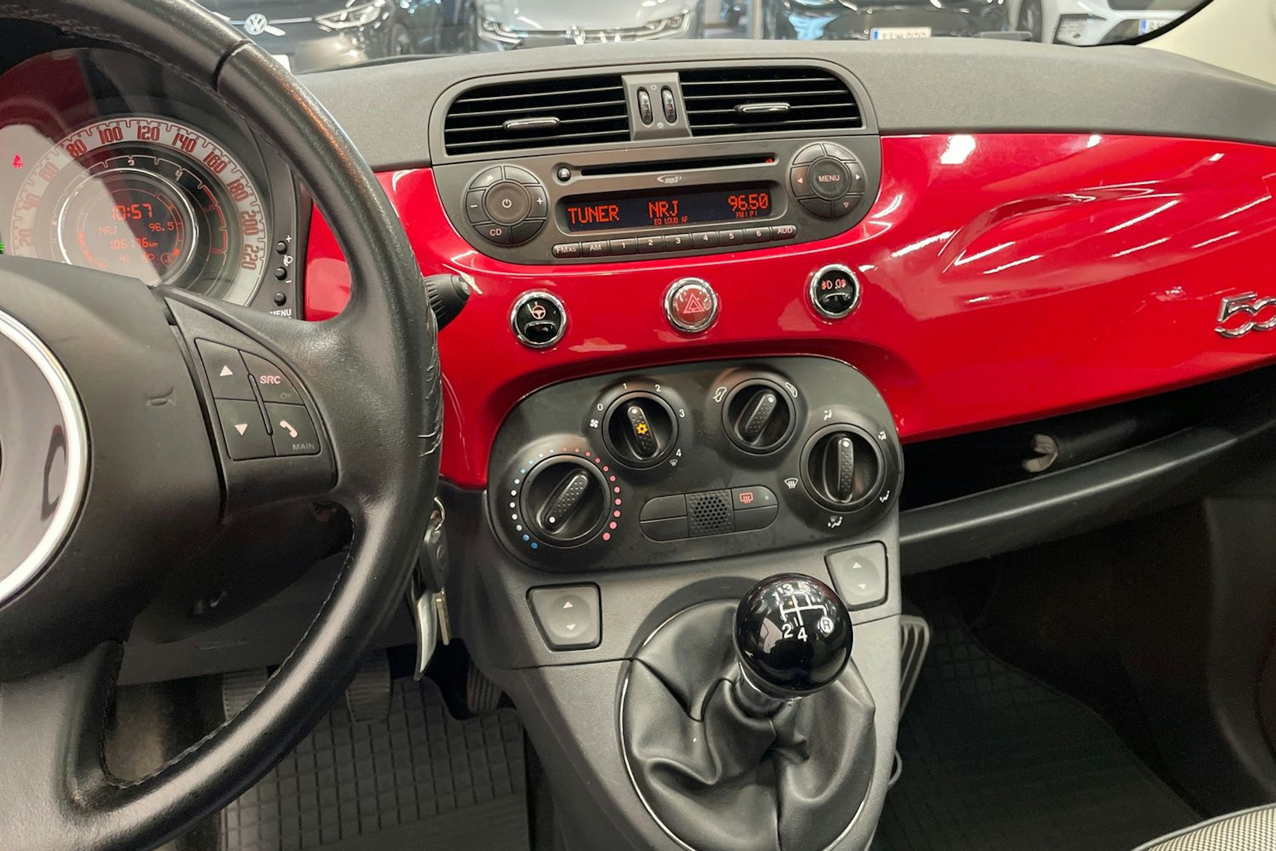 Punainen Fiat 500 2008 kuva 18.