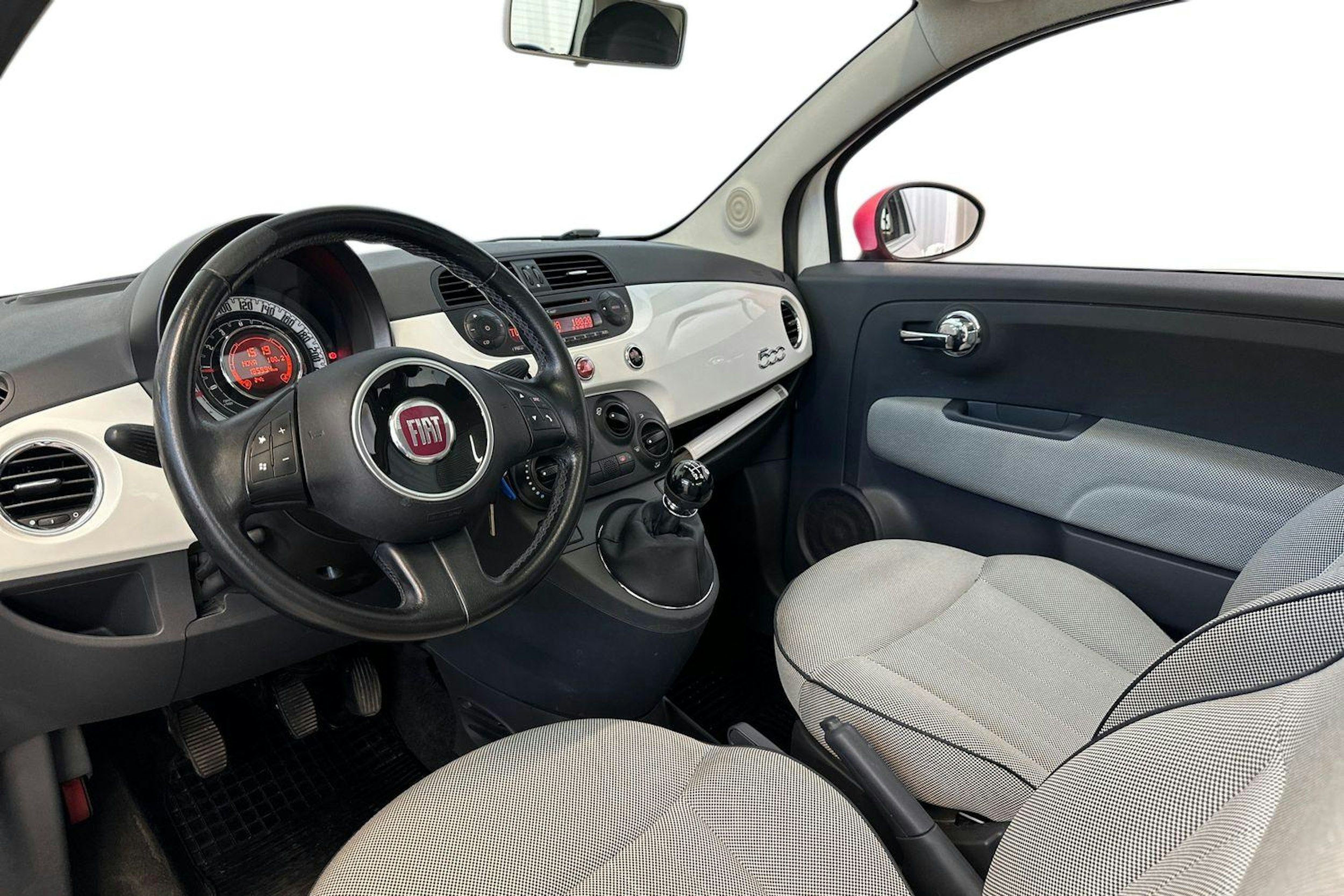 valkoinen Fiat 500 2008 kuva 6.