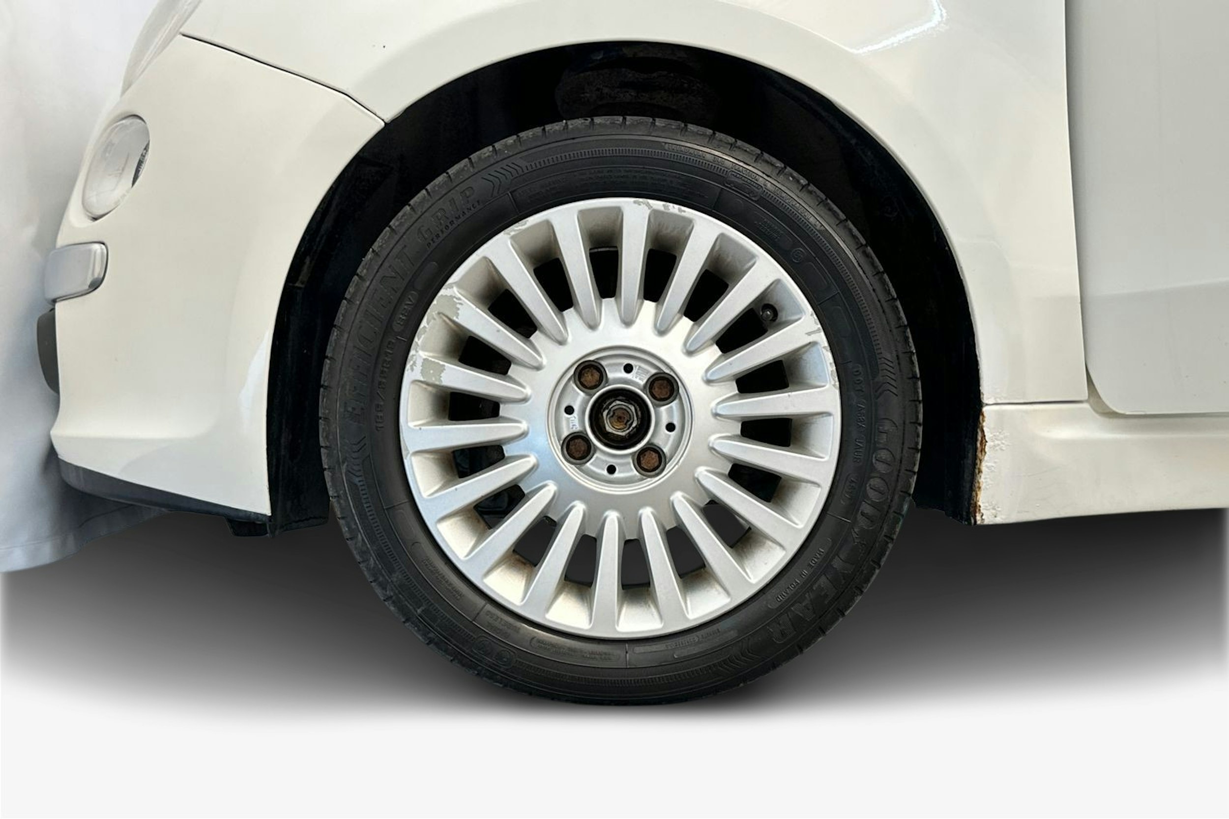valkoinen Fiat 500 2008 kuva 9.