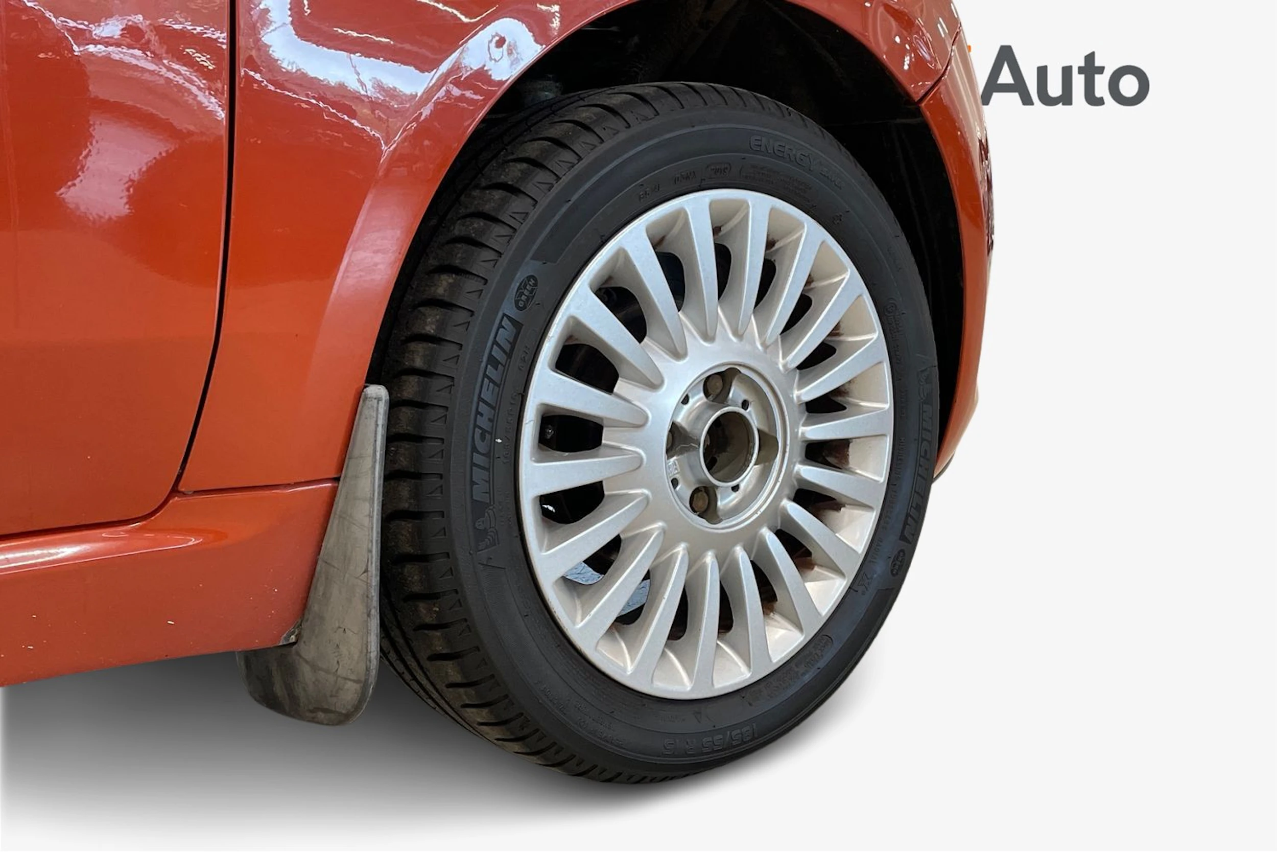 oranssi Fiat 500 2008 kuva 9.
