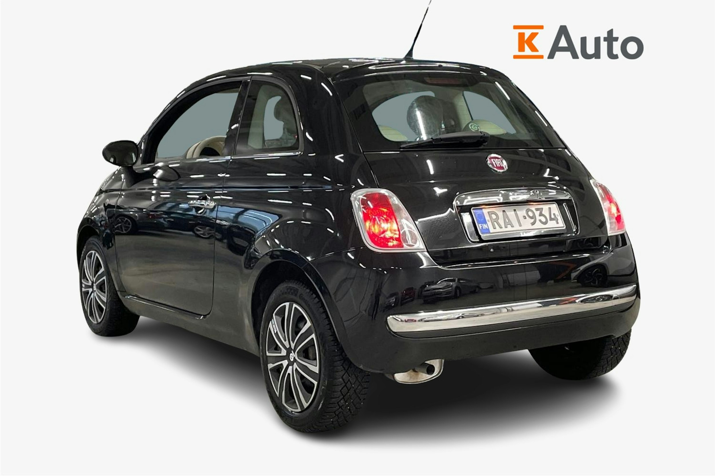 musta Fiat 500 2009 kuva 2.