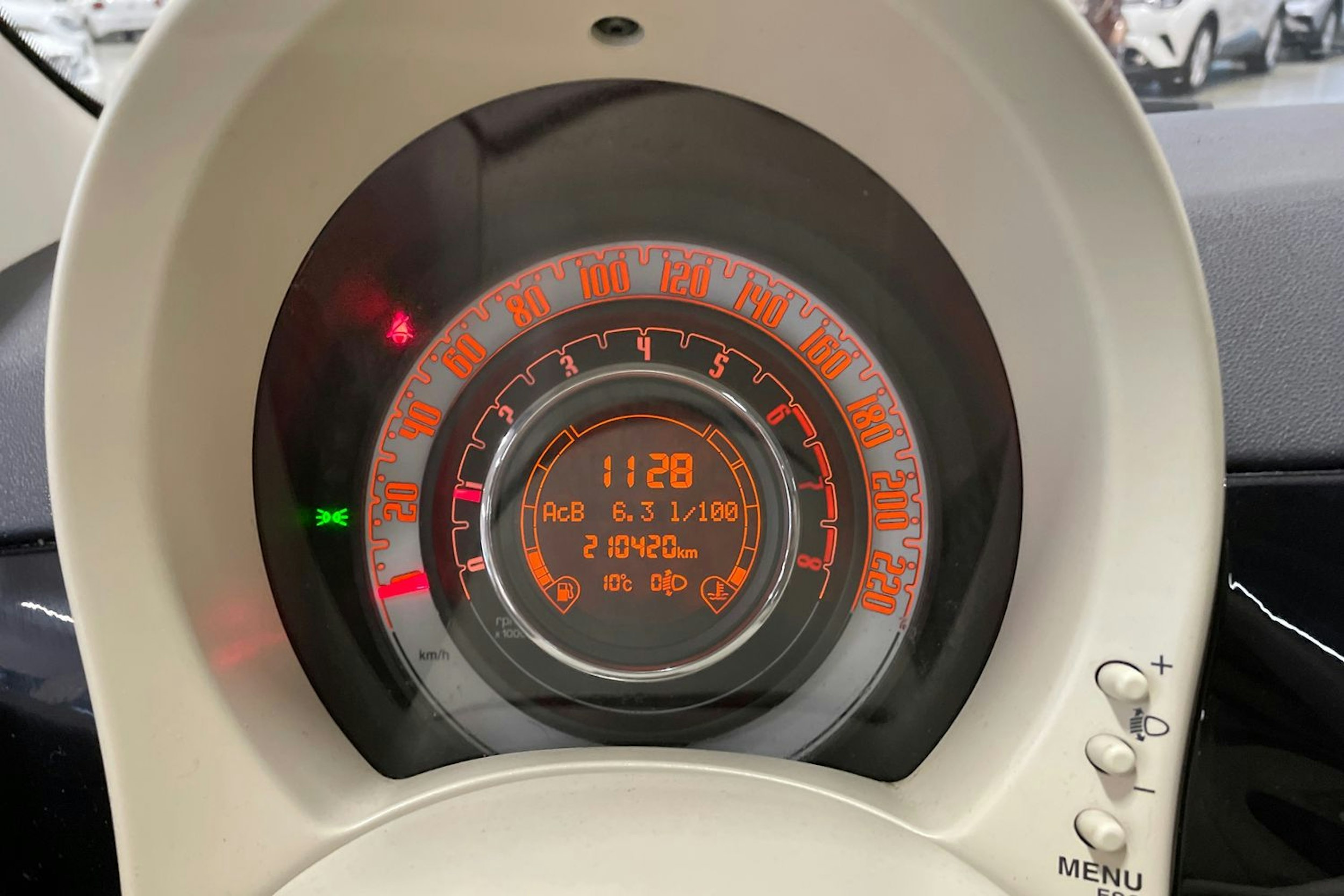 musta Fiat 500 2009 kuva 18.