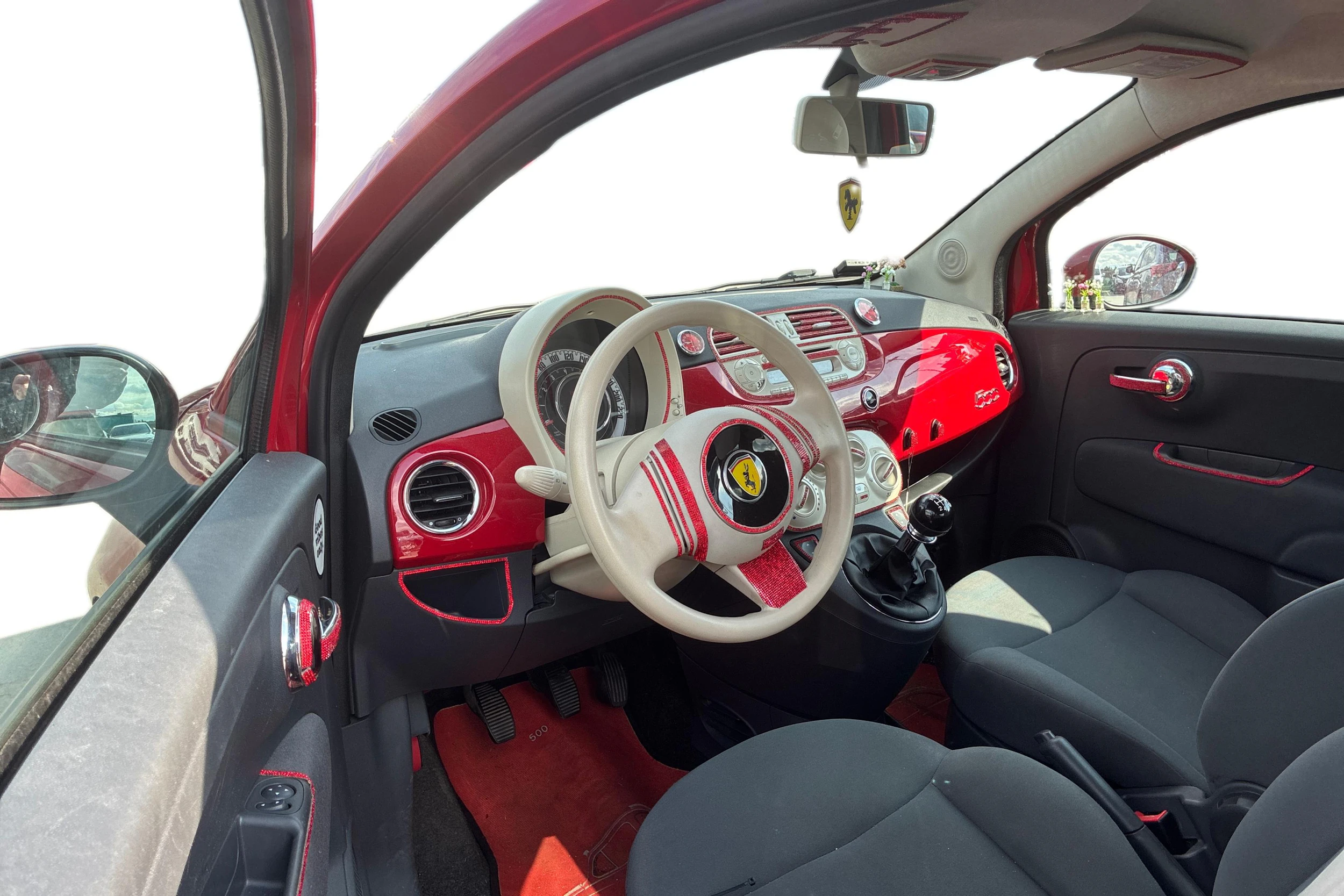 punainen Fiat 500 2011 kuva 3.