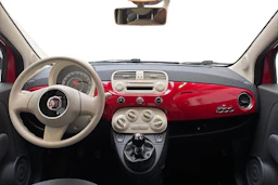 punainen Fiat 500 2011 kuva 7.