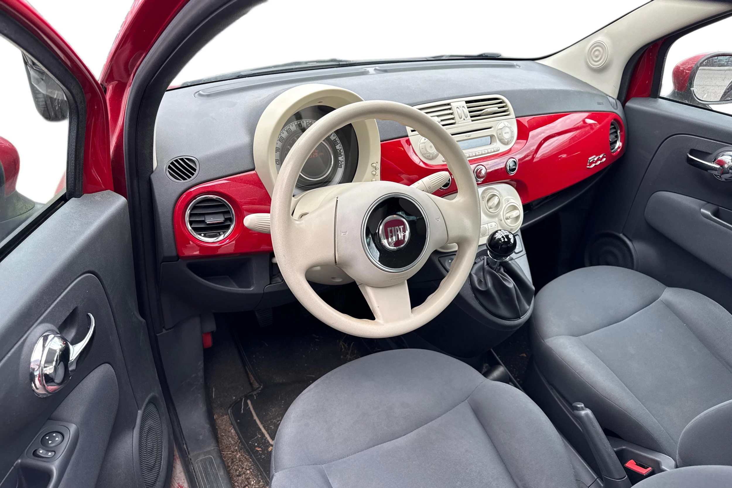 punainen Fiat 500 2012 kuva 3.