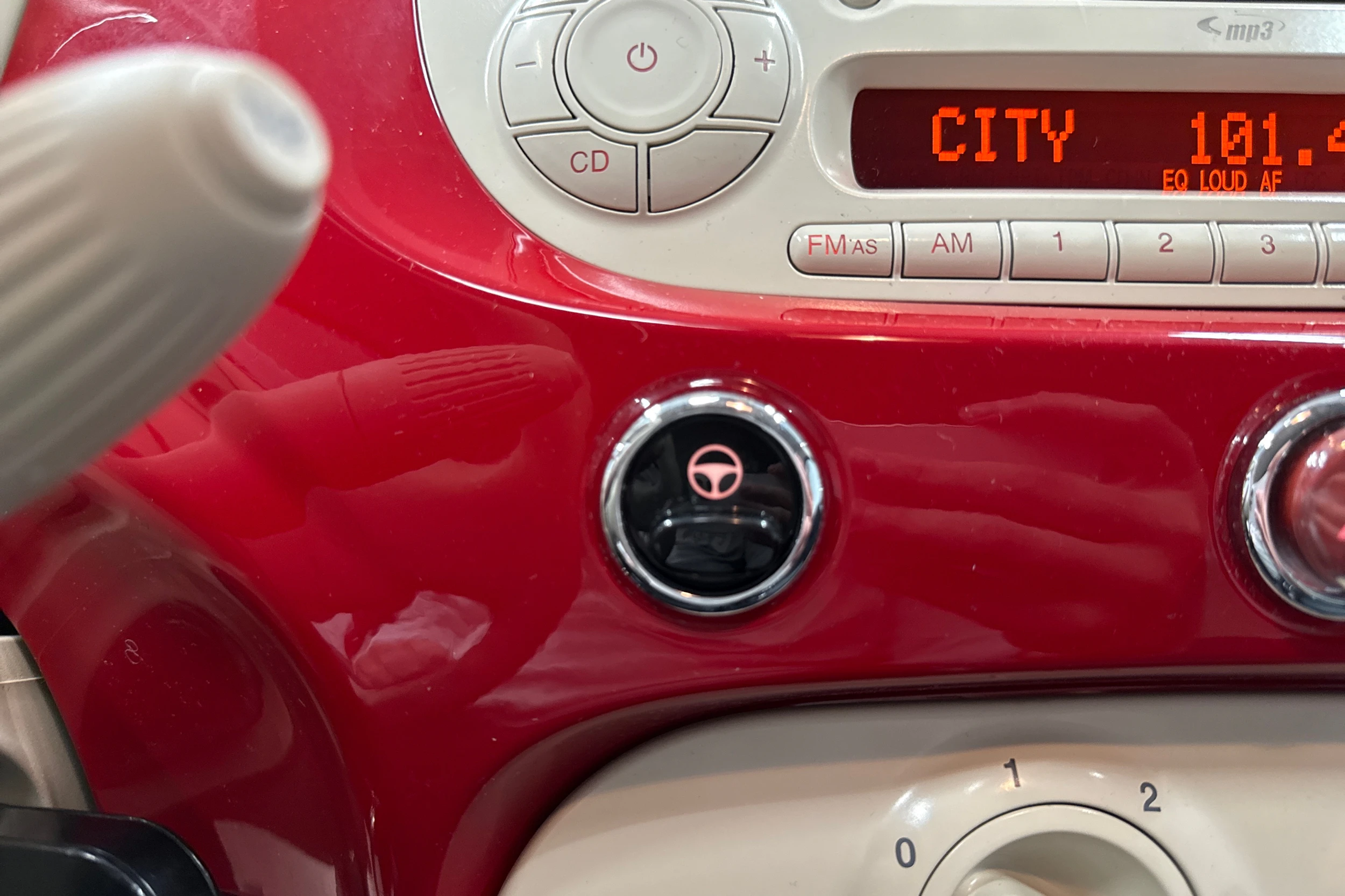 punainen Fiat 500 2012 kuva 13.