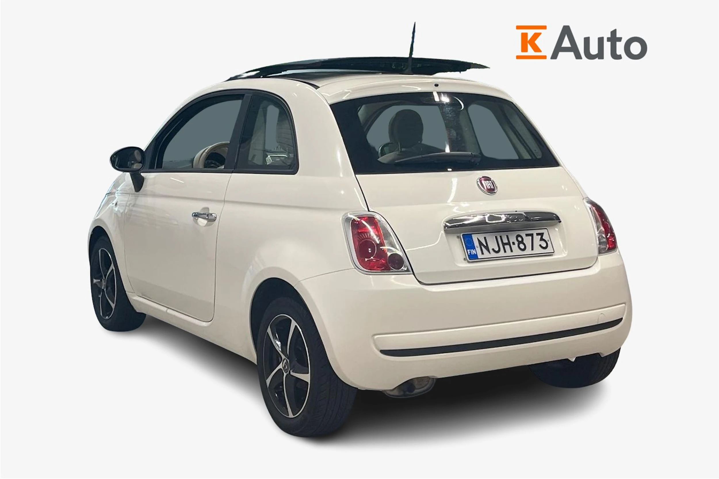 valkoinen Fiat 500 2013 kuva 2.