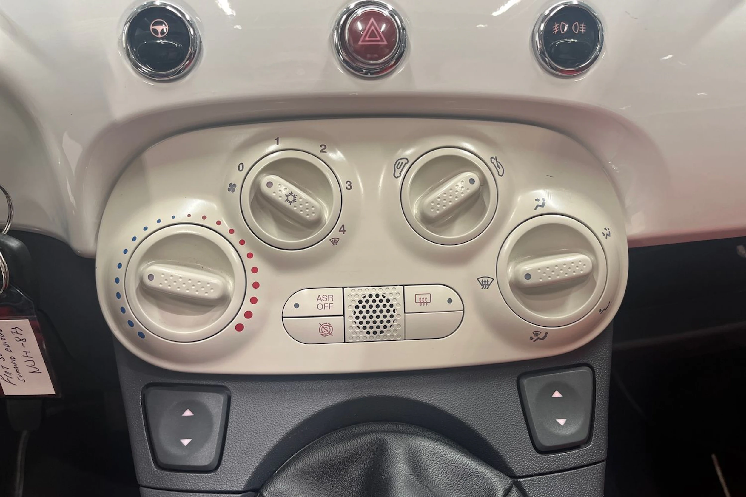 valkoinen Fiat 500 2013 kuva 13.