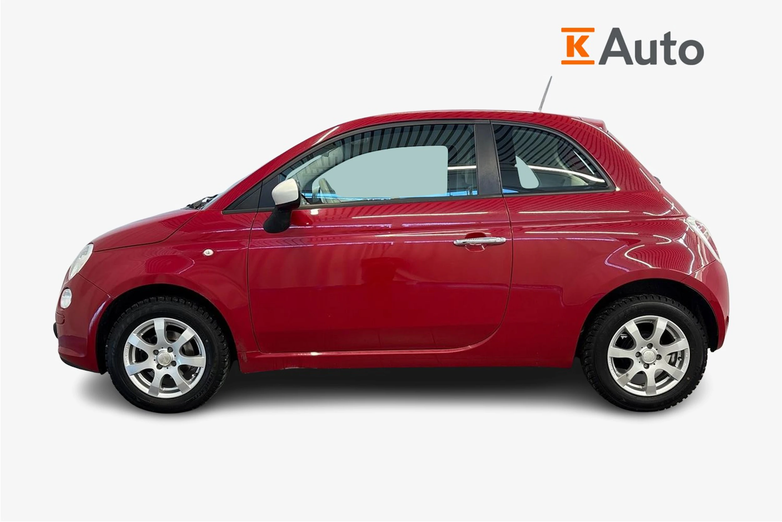 punainen Fiat 500 2014 kuva 5.