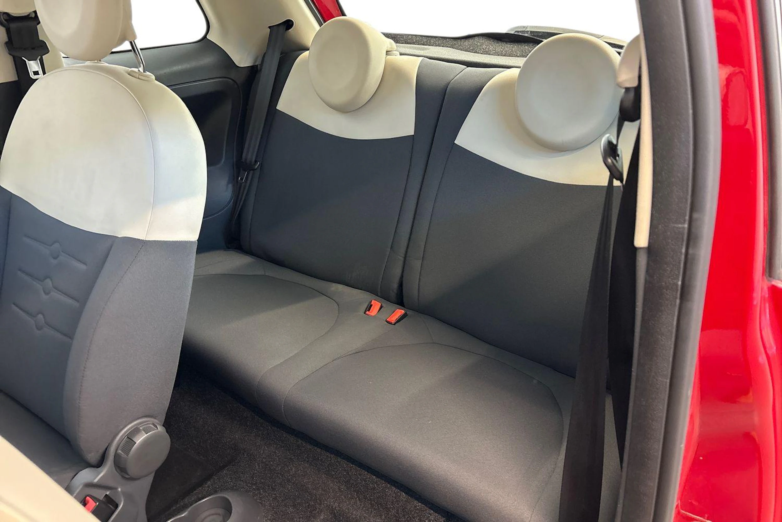 punainen Fiat 500 2014 kuva 8.