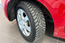 punainen Fiat 500 2014 kuva 10.