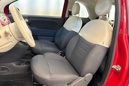 punainen Fiat 500 2014 kuva 11.