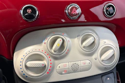 punainen Fiat 500 2014 kuva 16.