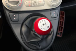 punainen Fiat 500 2014 kuva 17.