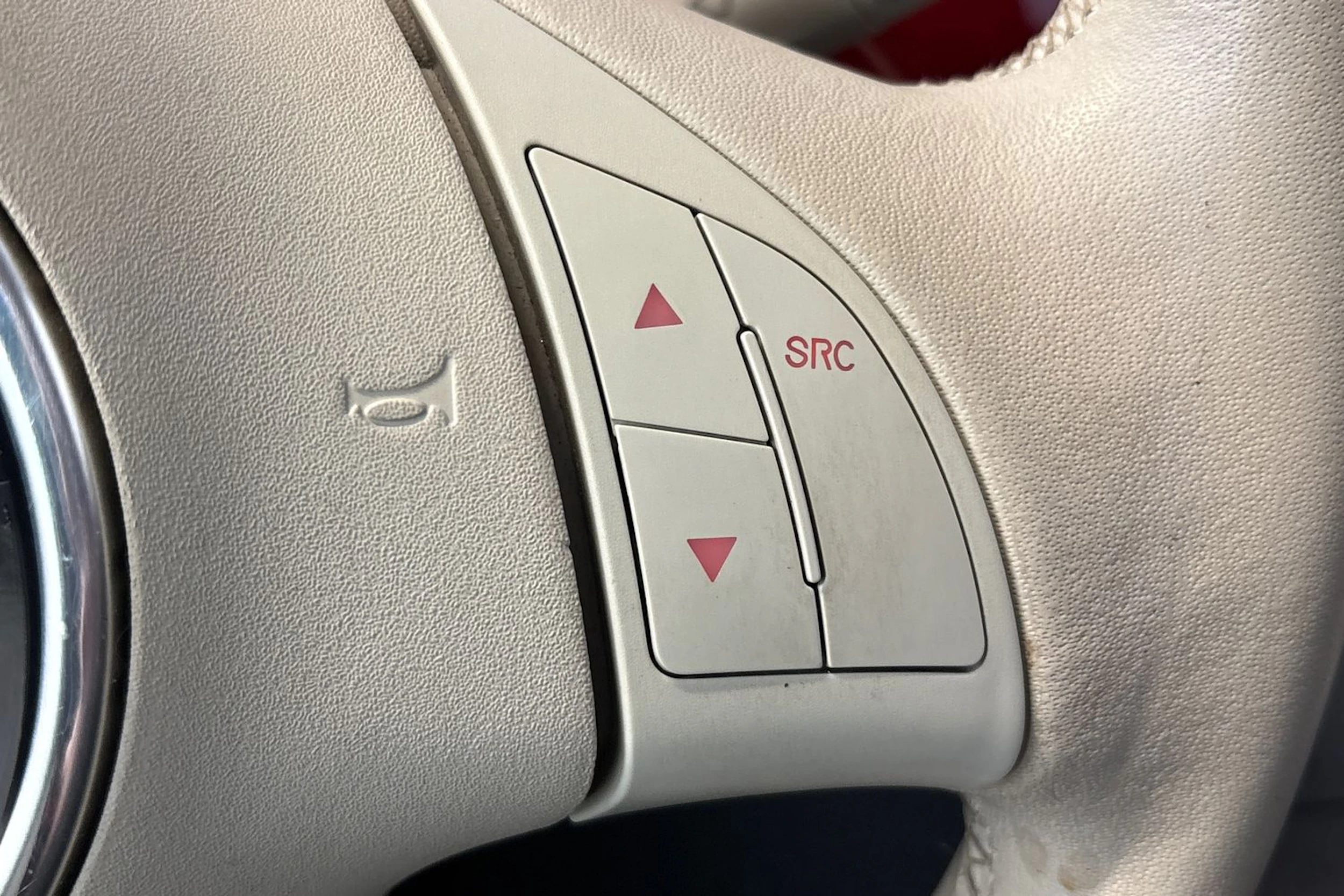 punainen Fiat 500 2014 kuva 21.