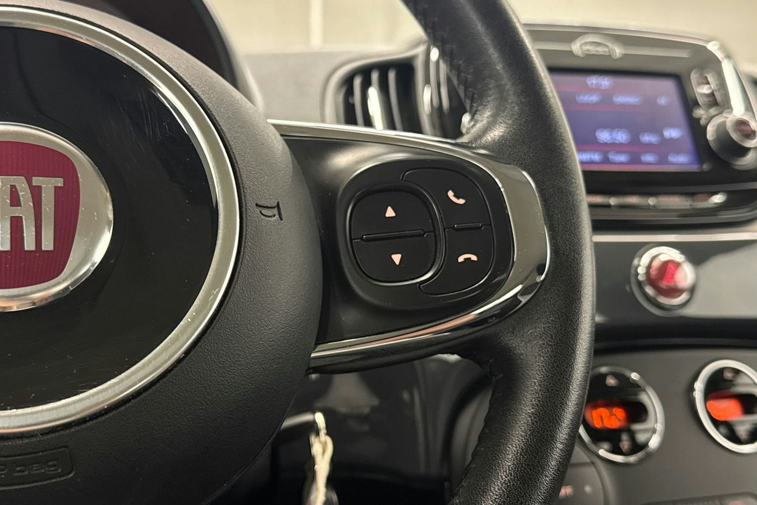 harmaa Fiat 500 2019 kuva 16.