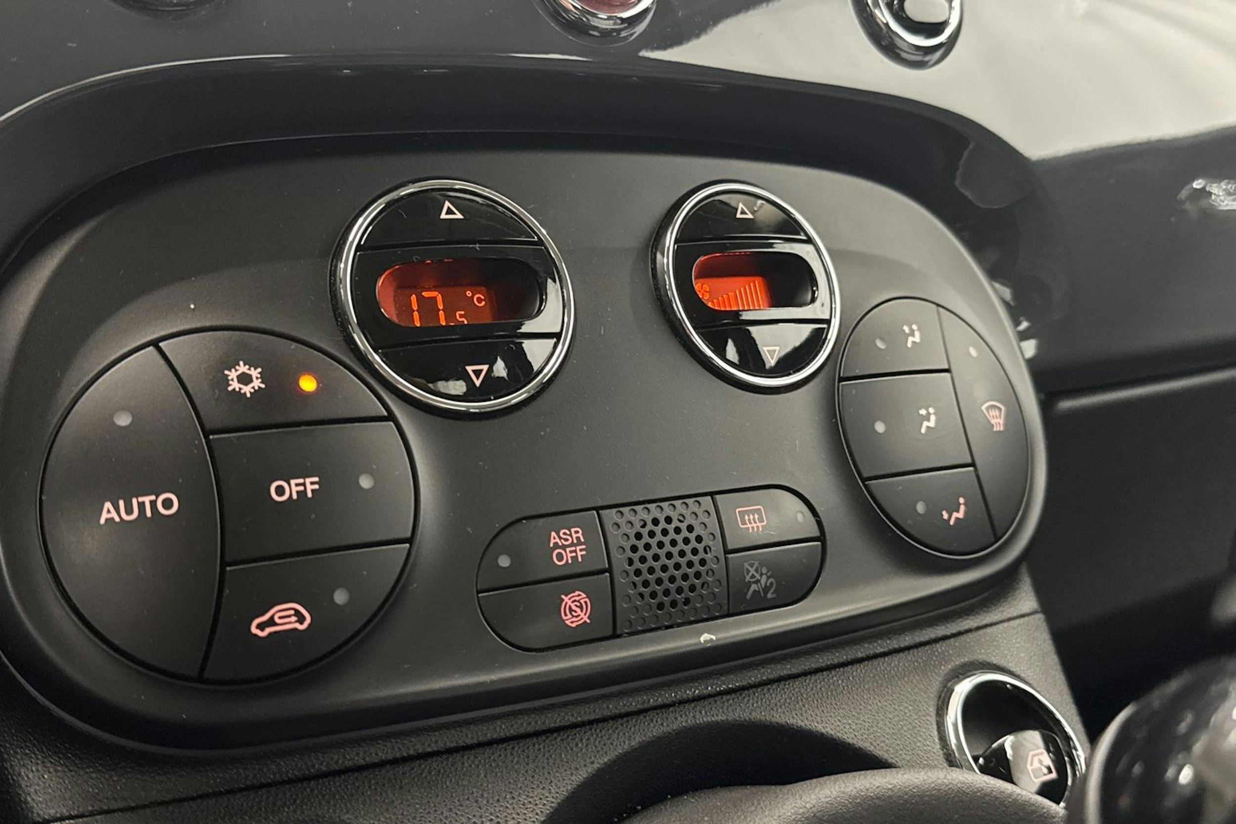 harmaa Fiat 500 2019 kuva 20.