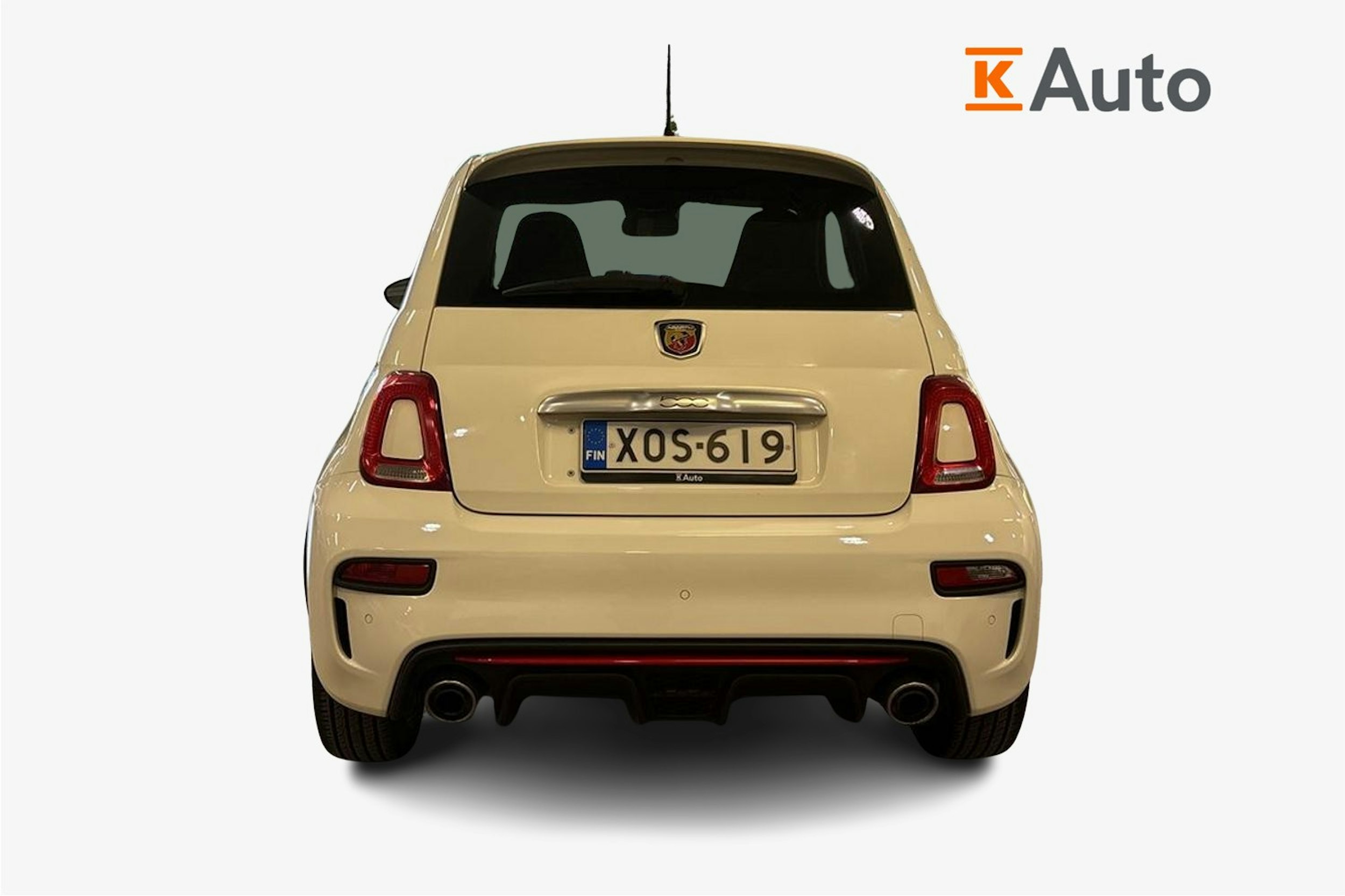 valkoinen Fiat 500 2019 kuva 3.