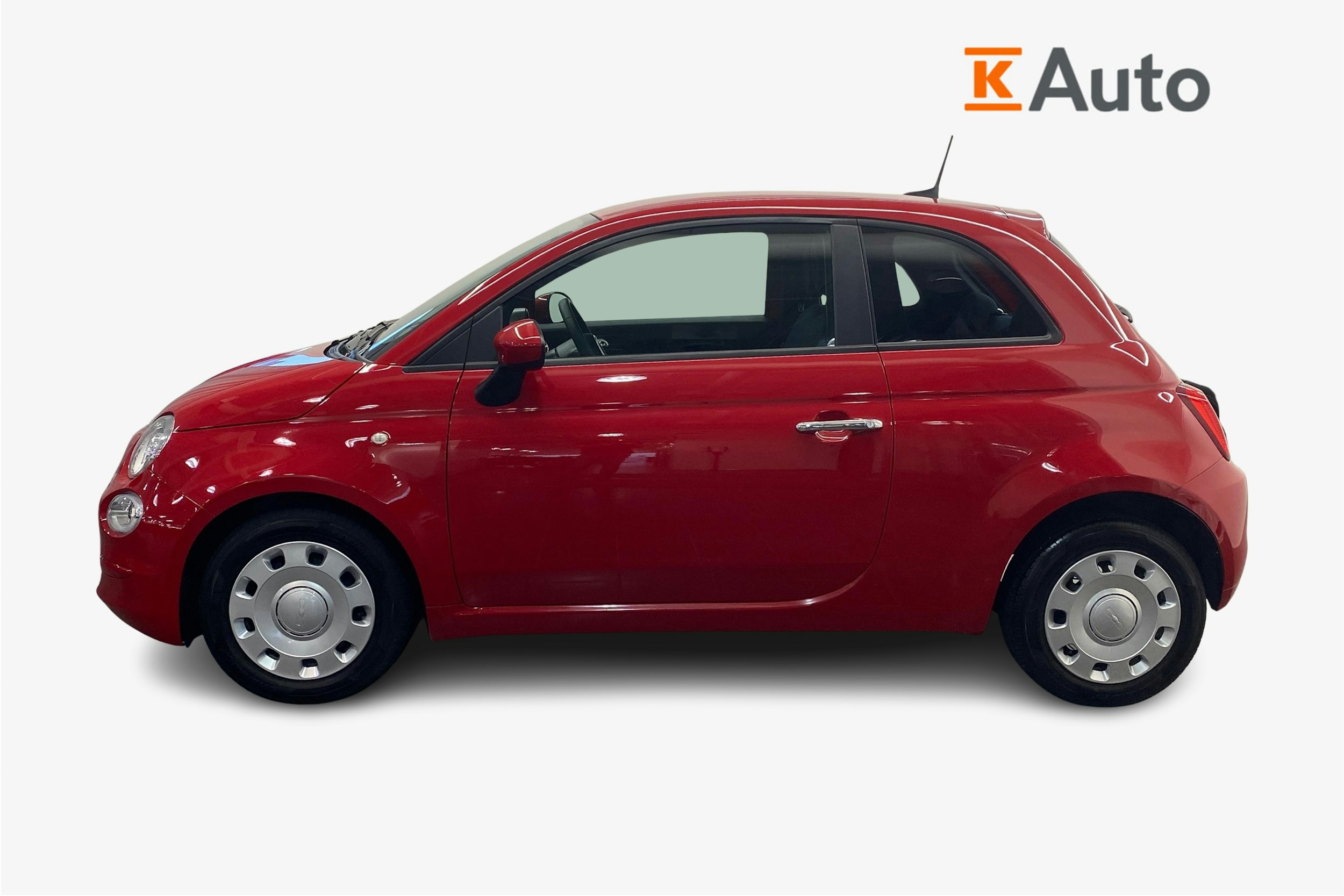 punainen Fiat 500 2022 kuva 6.