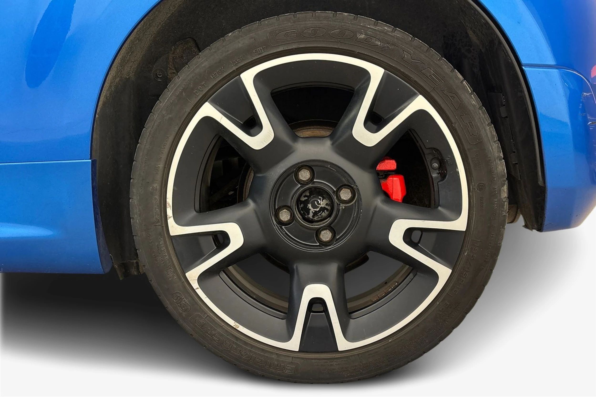 sininen Fiat 500C 2018 kuva 9.