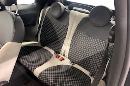 musta Fiat 500C 2021 kuva 8.