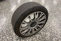 musta Fiat 500C 2021 kuva 10.