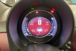 musta Fiat 500C 2021 kuva 13.