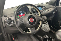 musta Fiat 500e 2016 kuva 6.