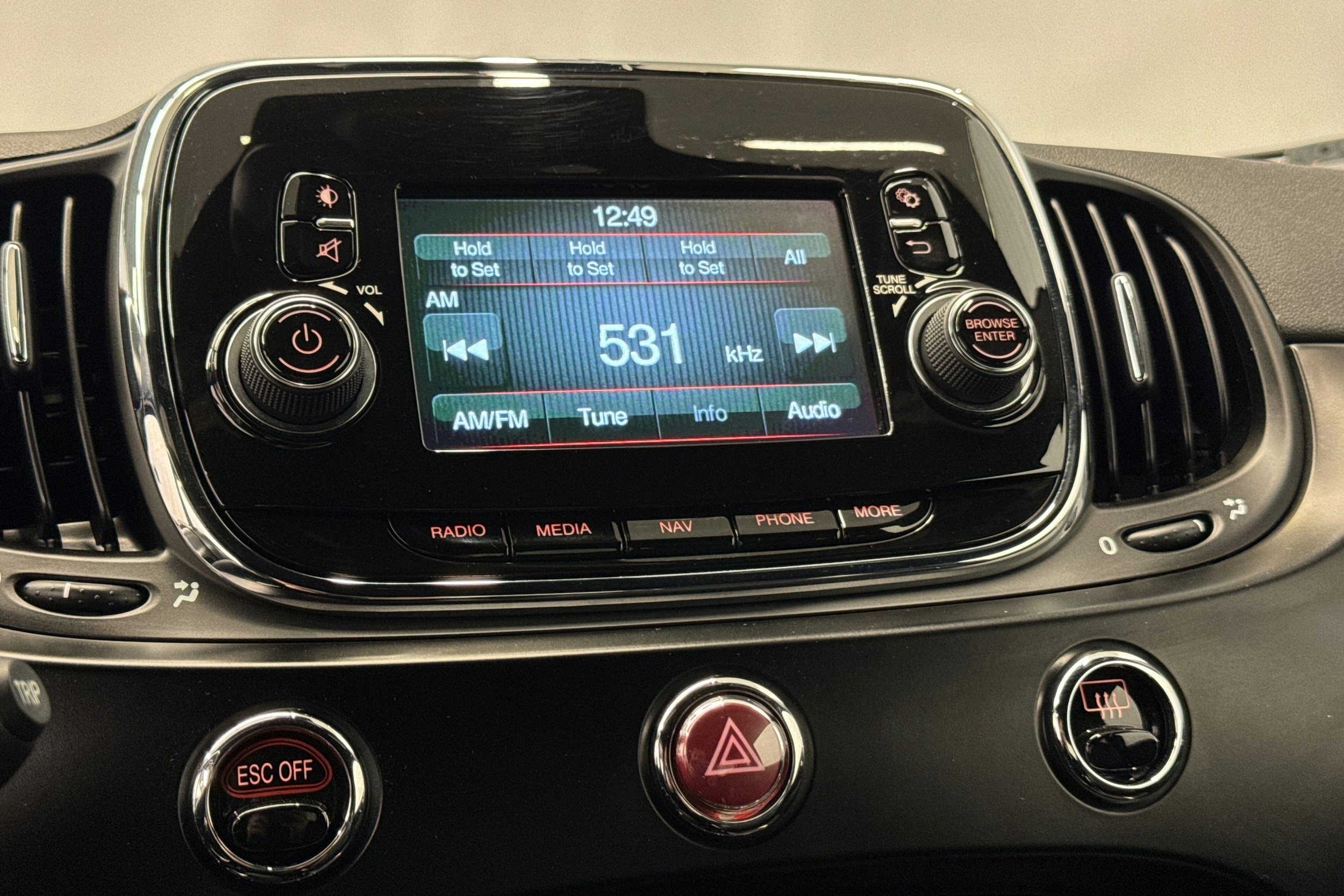 harmaa Fiat 500e 2017 kuva 15.