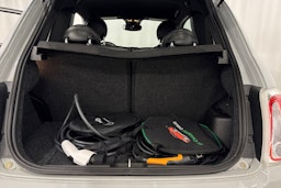 harmaa Fiat 500e 2017 kuva 19.