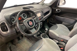 keltainen Fiat 500L 2013 kuva 3.