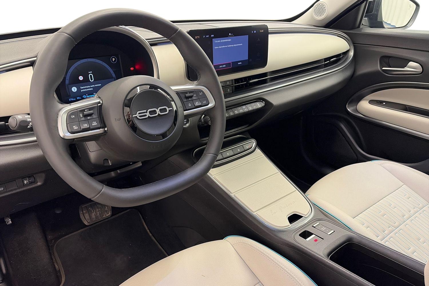 Fiat 600e 54 kWh Automaatti La Prima 2023, bild 6/30