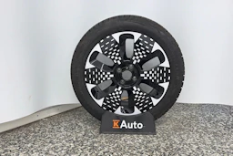 turkoosi Fiat 600e 2023 kuva 10.