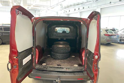 punainen Fiat Doblo 2019 kuva 17.