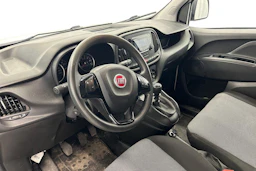 valkoinen Fiat Doblo 2022 kuva 3.