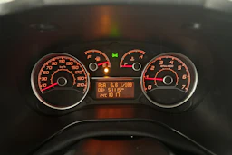 valkoinen Fiat Doblo 2022 kuva 10.