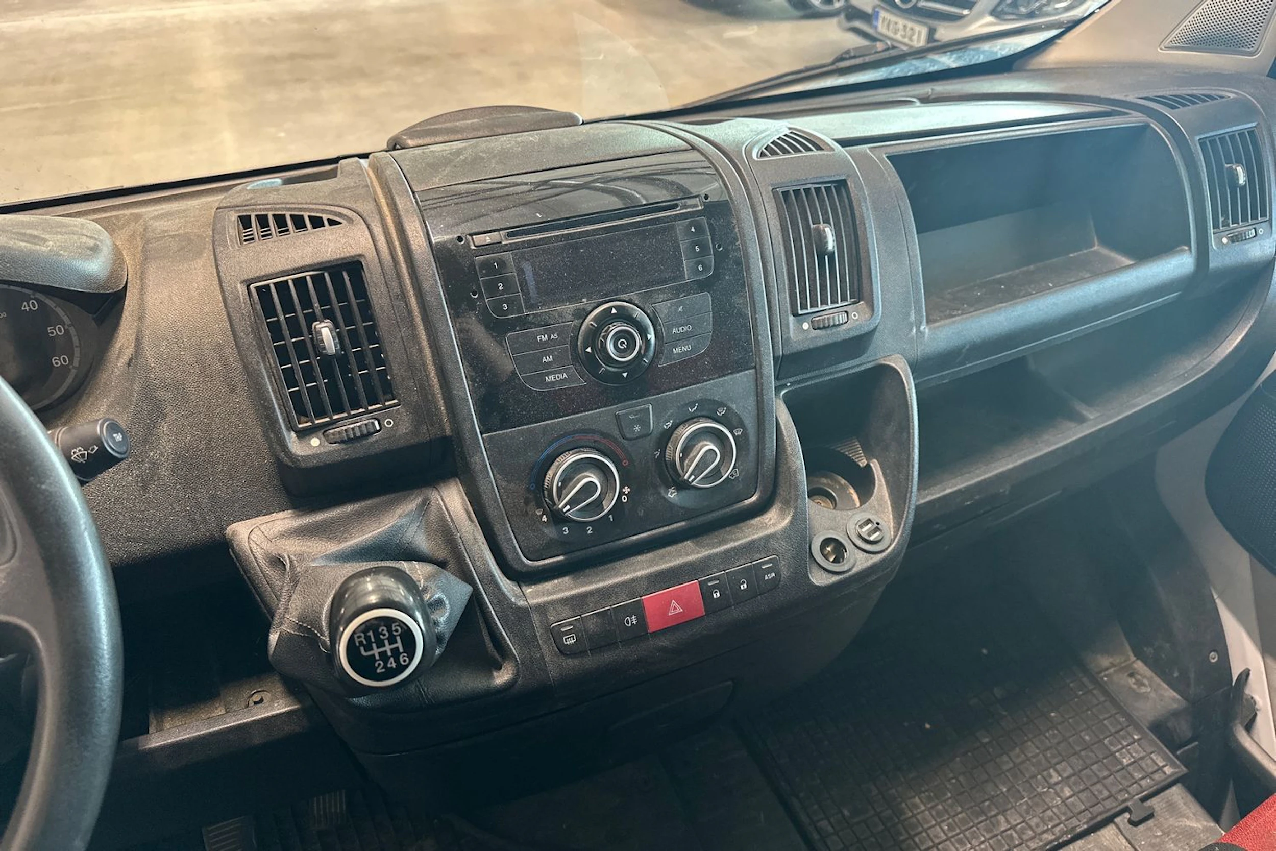valkoinen Fiat Ducato 2012 kuva 5.