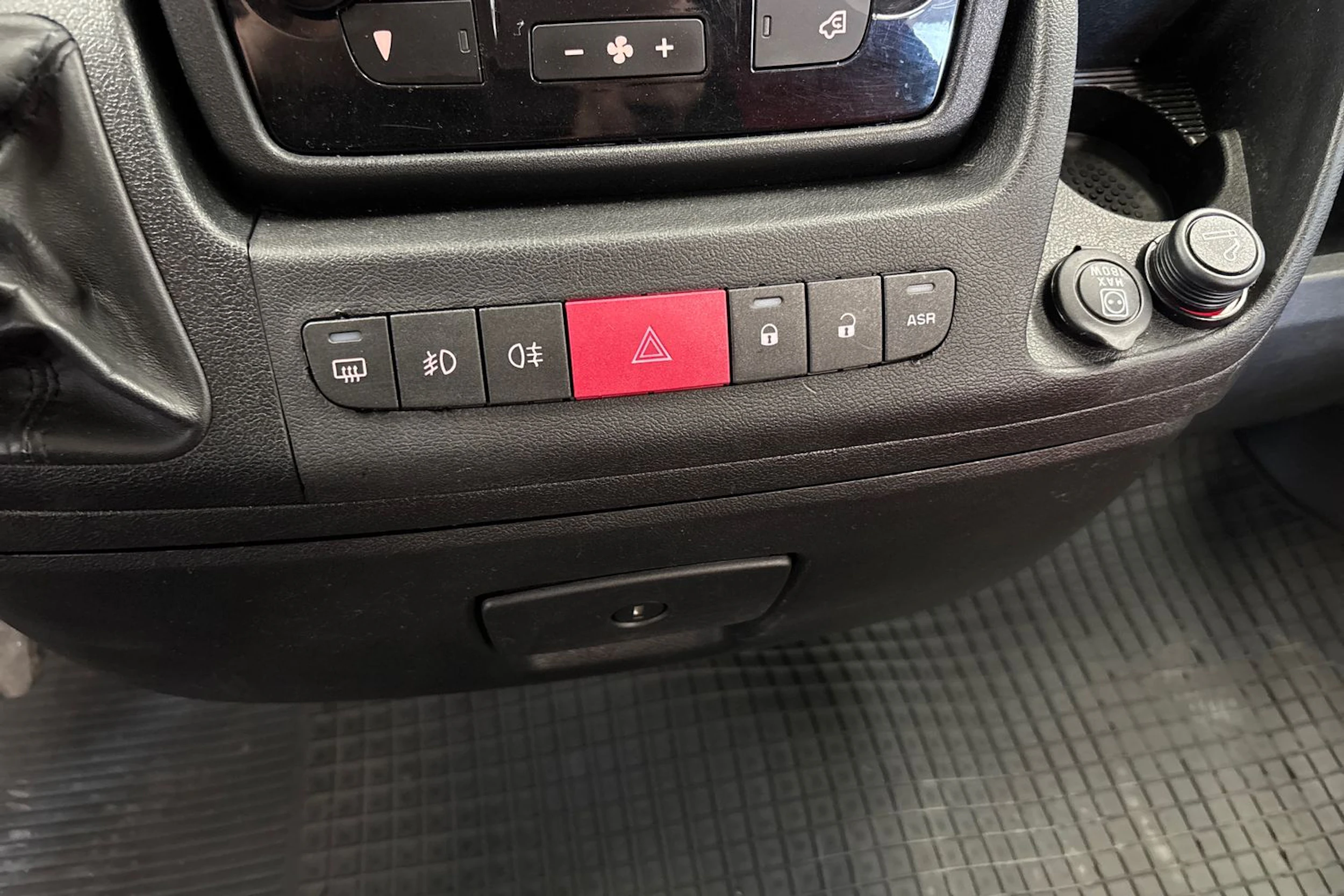 valkoinen Fiat Ducato 2013 kuva 11.