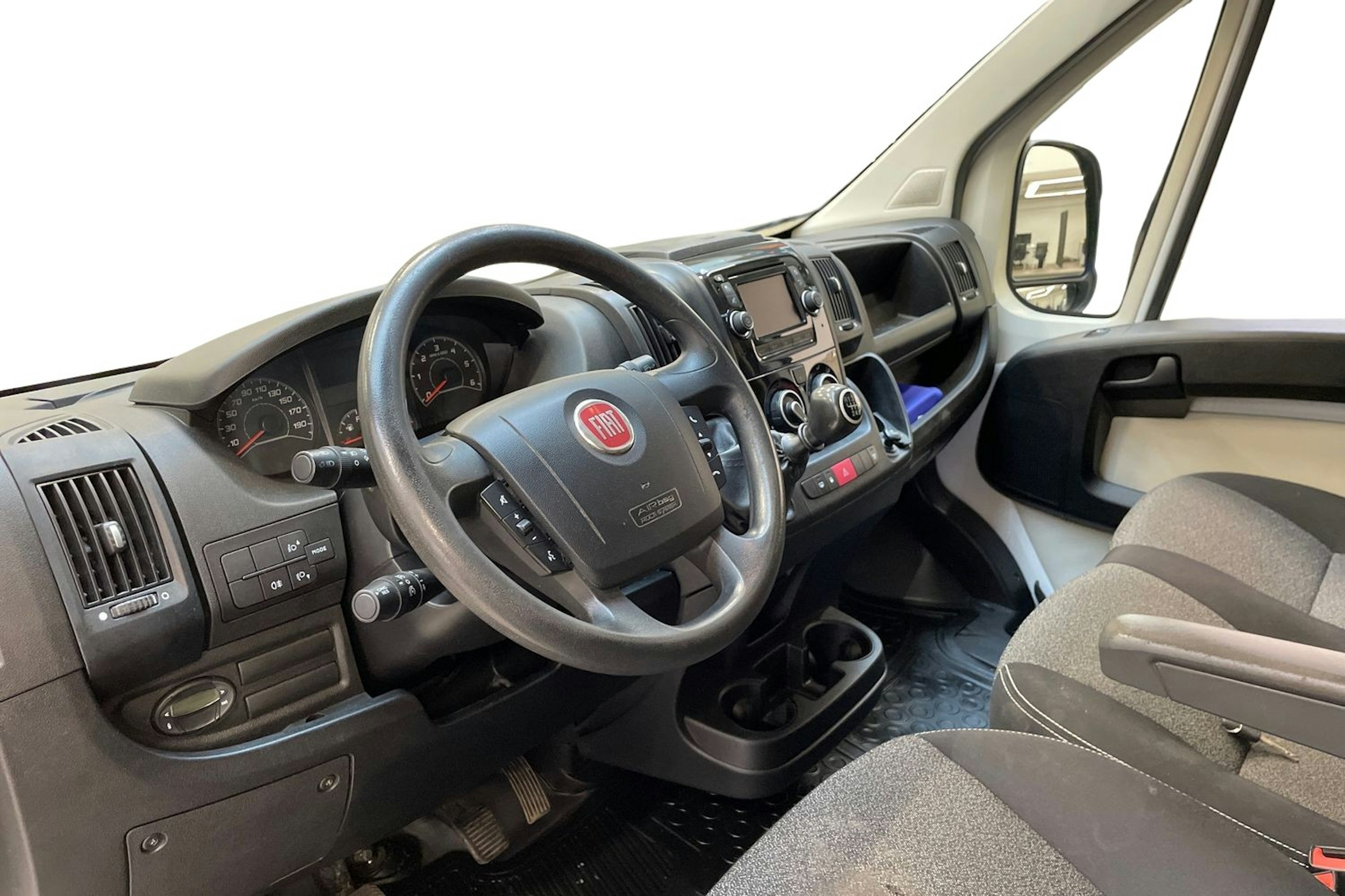 valkoinen Fiat Ducato 2017 kuva 9.