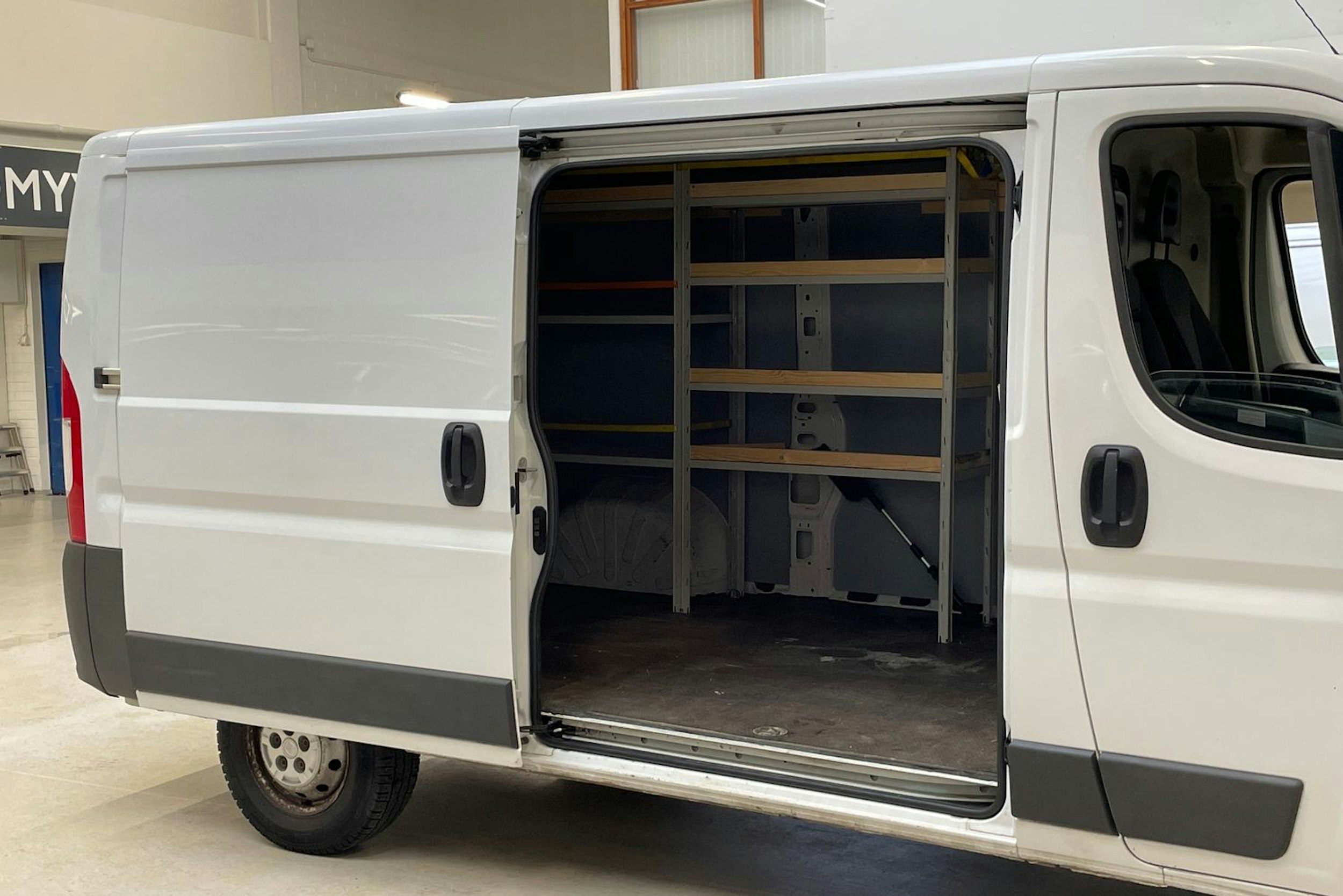 valkoinen Fiat Ducato 2017 kuva 12.
