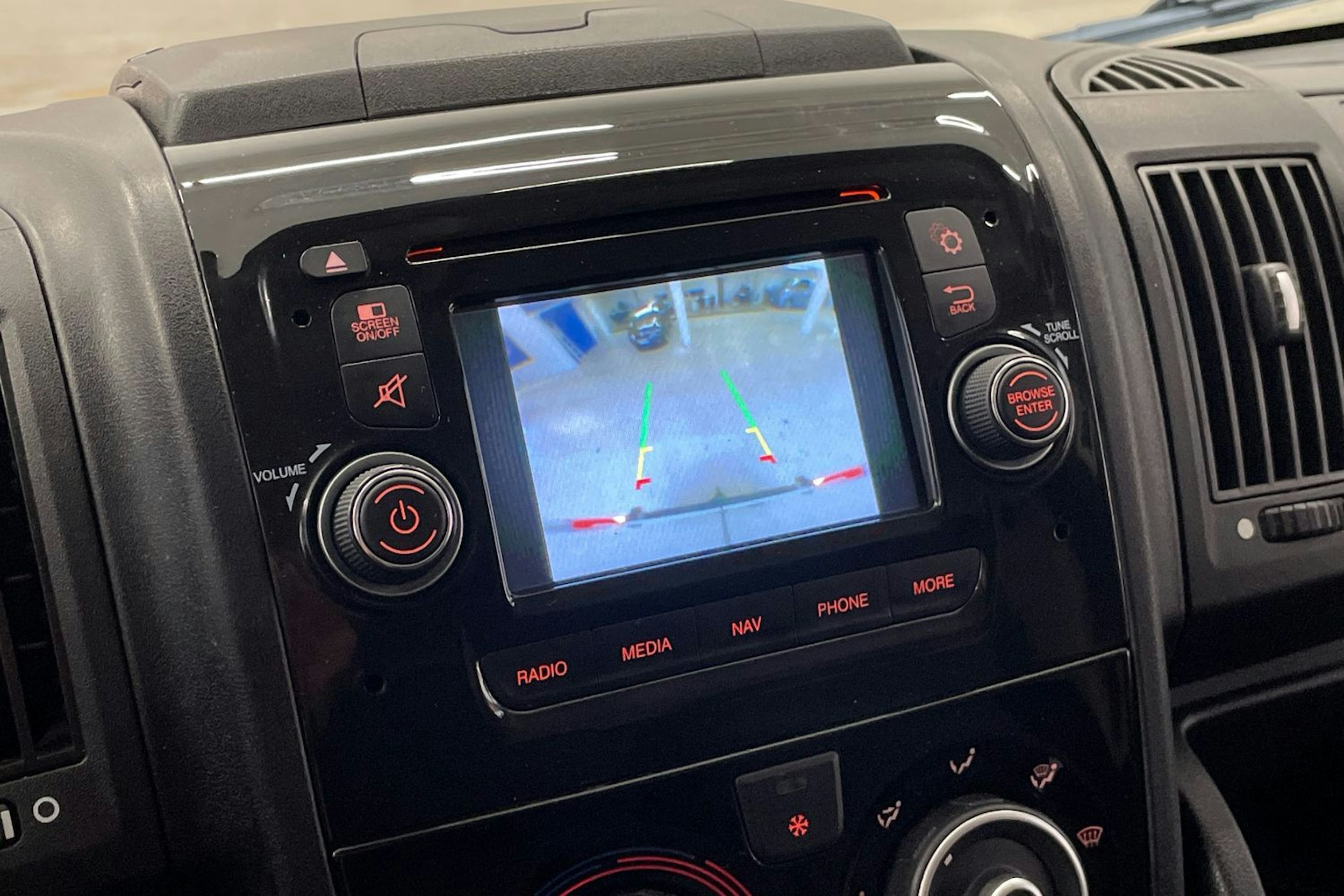 valkoinen Fiat Ducato 2017 kuva 22.