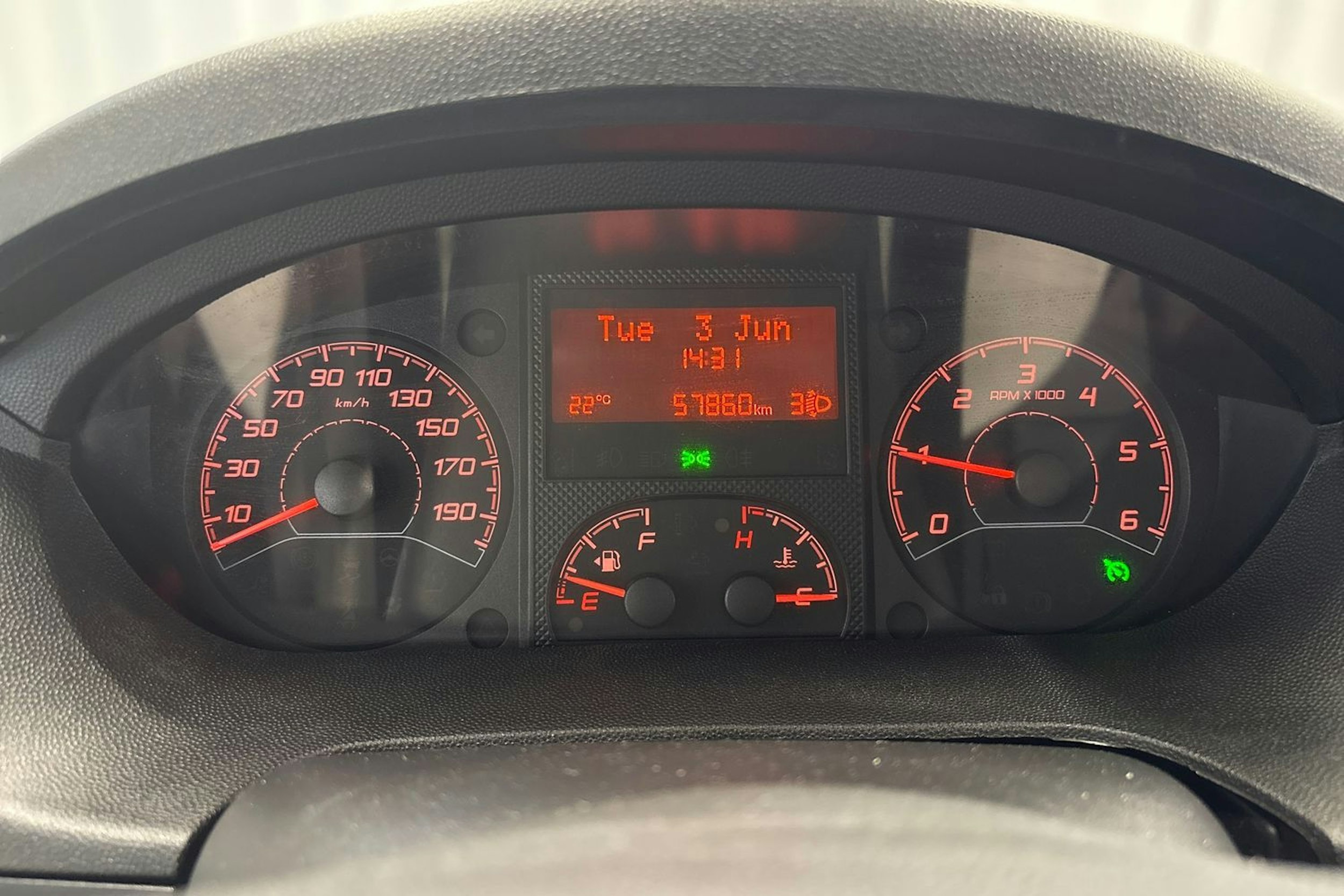 sininen Fiat Ducato 2019 kuva 16.