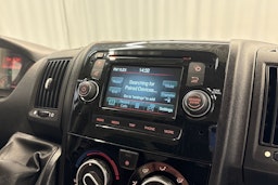 sininen Fiat Ducato 2019 kuva 18.