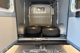 sininen Fiat Ducato 2019 kuva 28.
